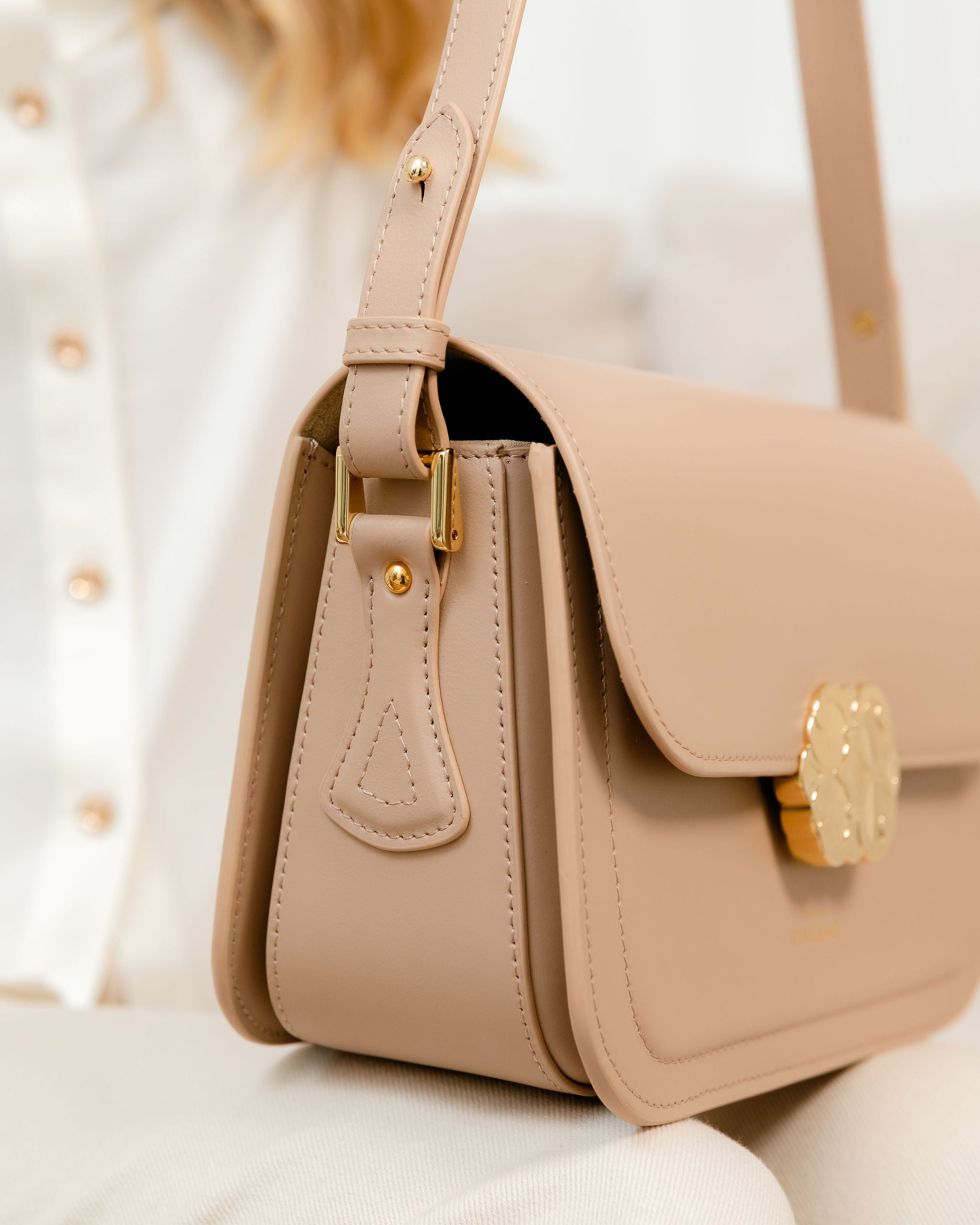 Le Sac Orma - Nude
